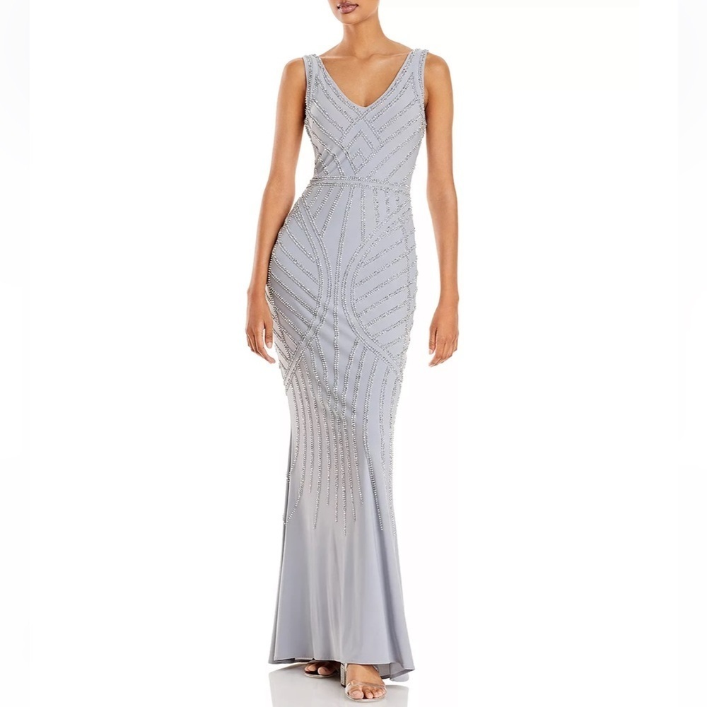 AQUA Embellished Column Gown - 100% Exclusive silver size 4 New - Picture 1 of 16